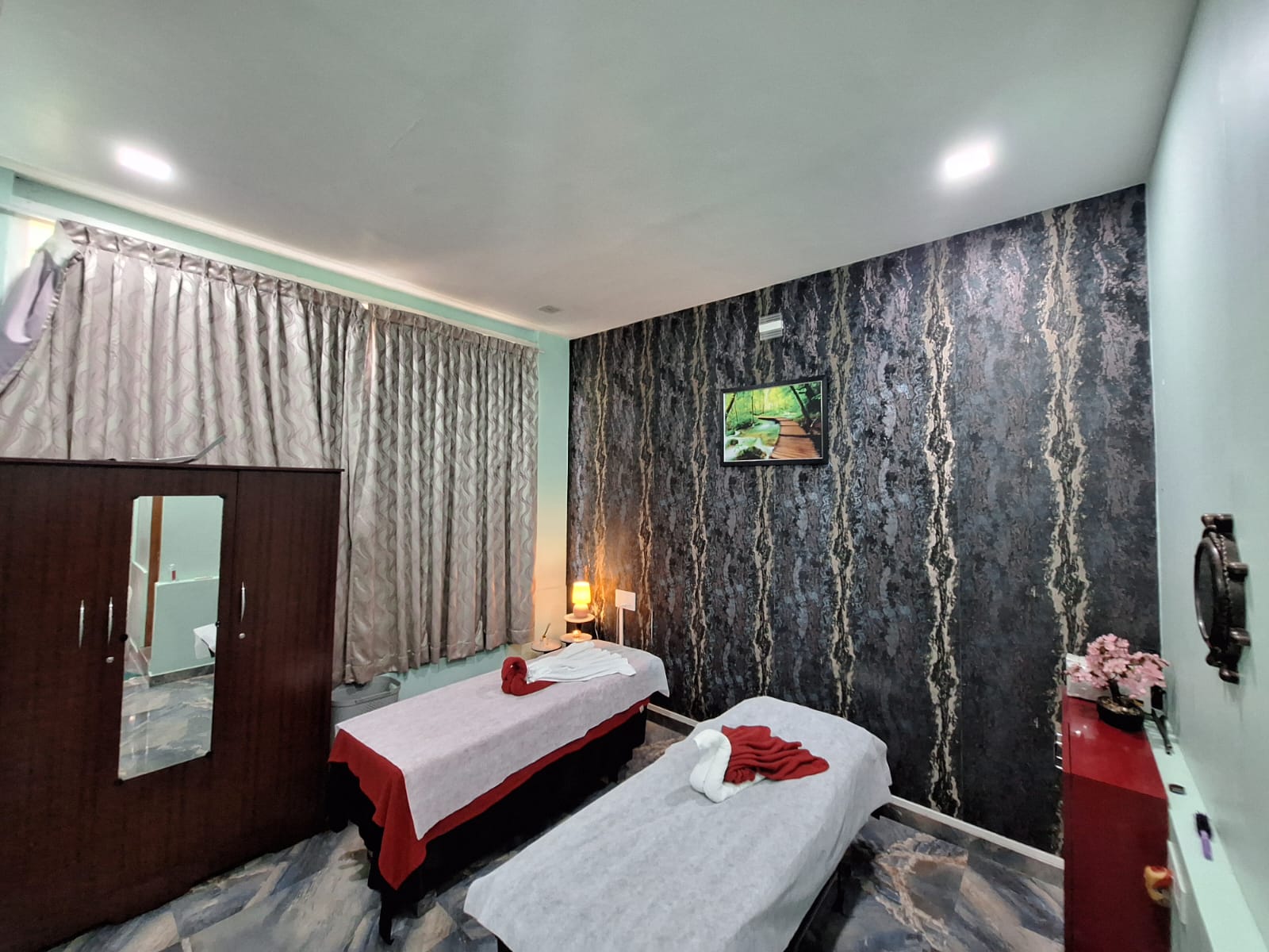 couple-massage-spa-in-coimbatore