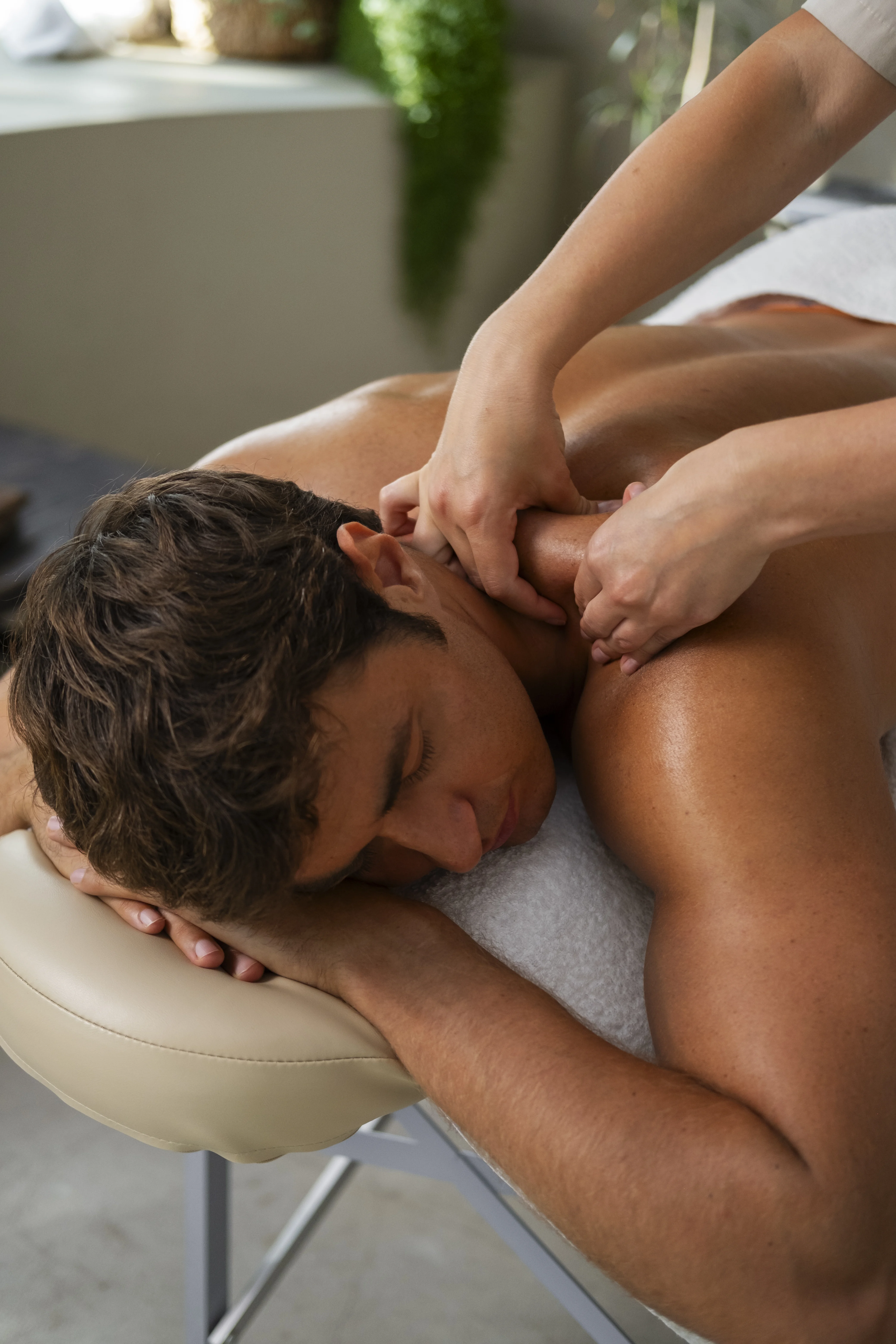 deep-tissue-massage-in-coimbatore