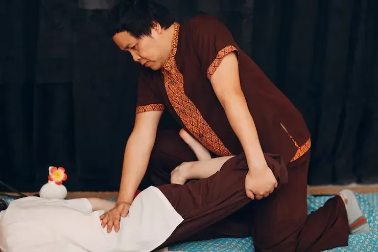 traditional-thai-massage-services