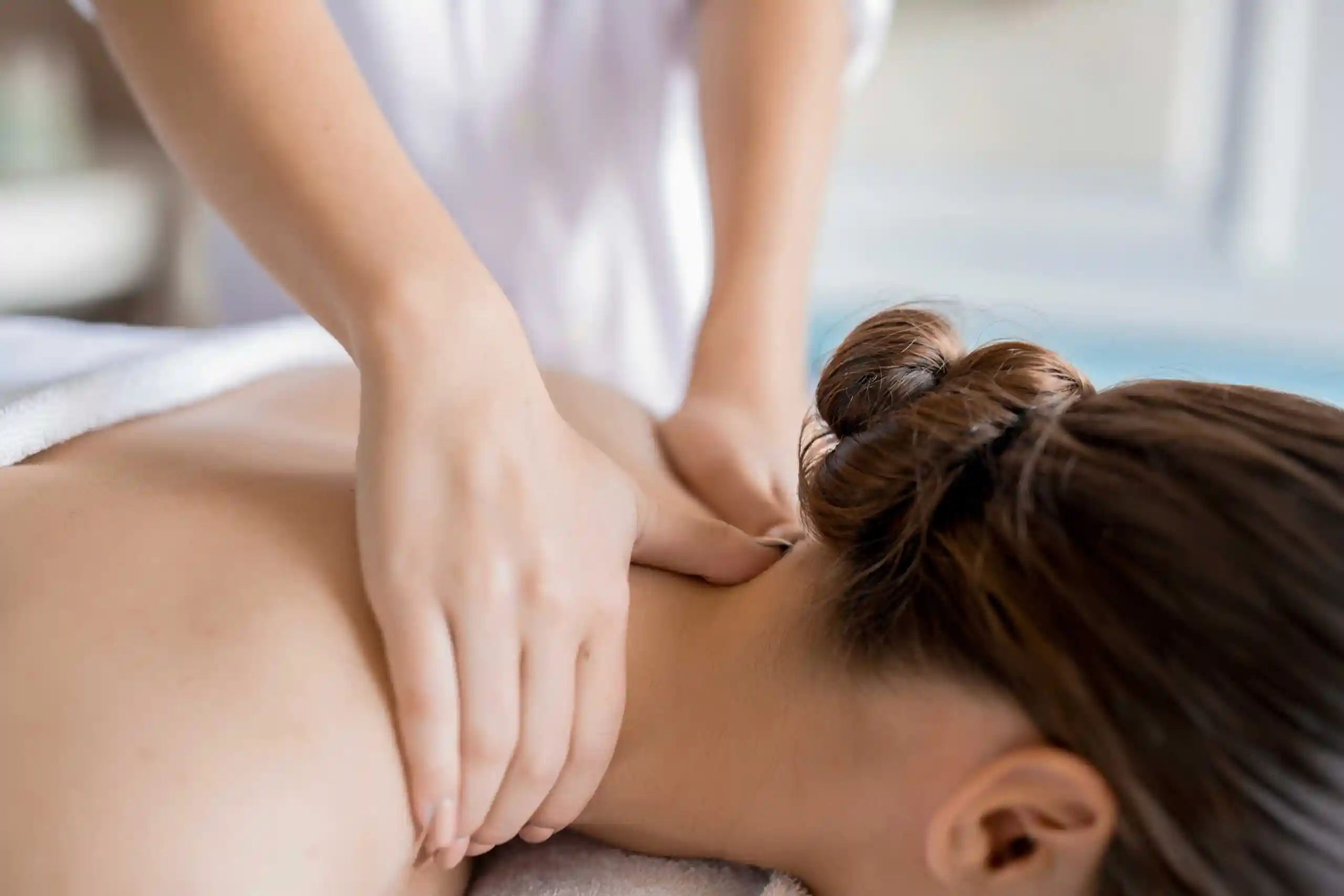 best-Synchronized-full-body-massage-spa-center-chennai-river-day-spa